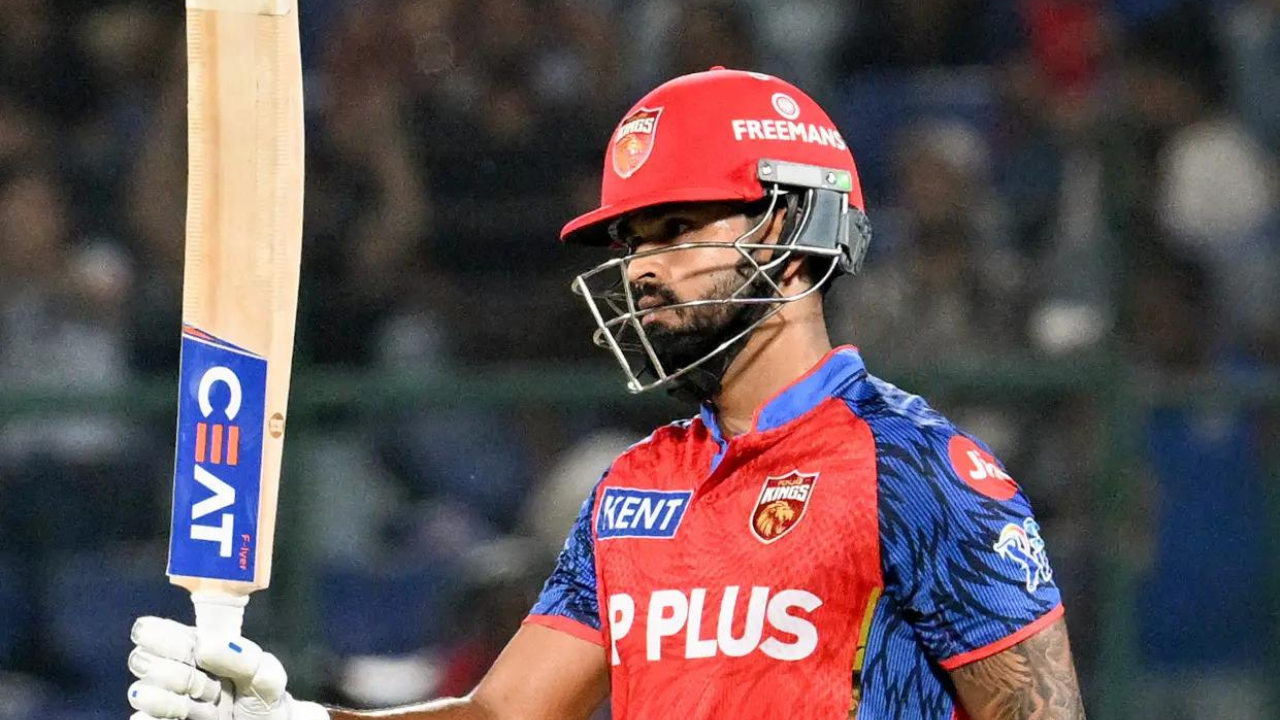 Shreyas Iyer equals Virat Kohli feat with stunning knock against former team DC