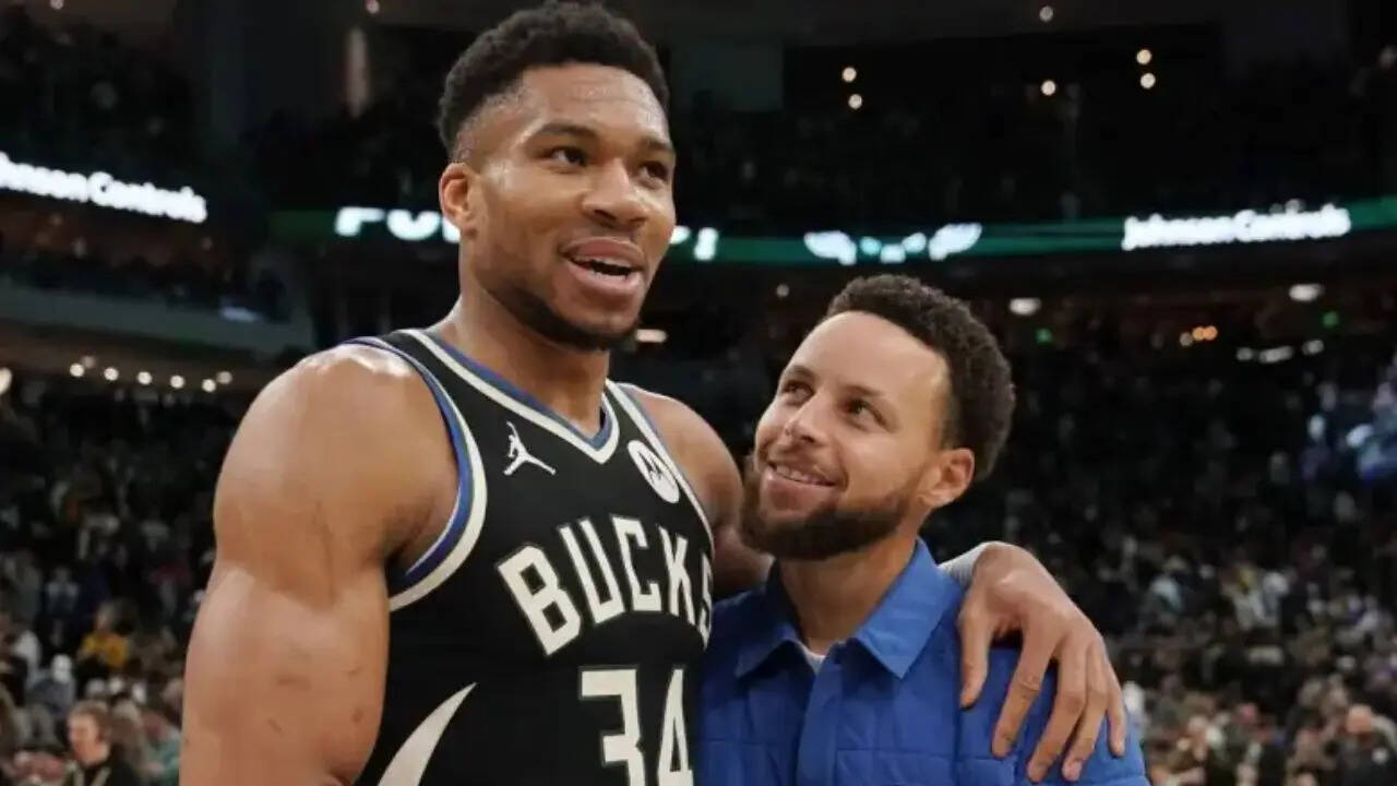 Giannis Antetokounmpo and Stephen Curry