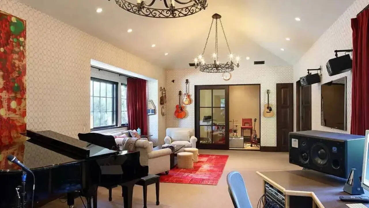 Dwayne Johnson’s Beverly Park mansion