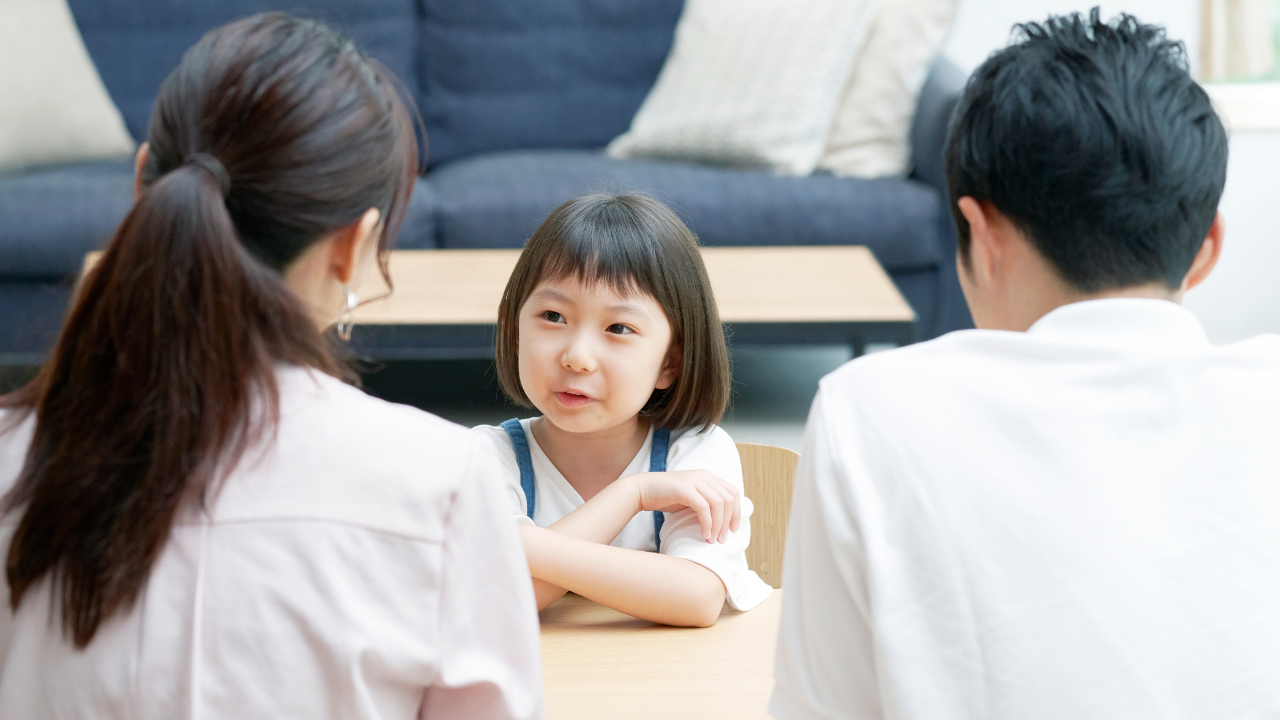 5 powerful ways parents can nurture independent thinking in children