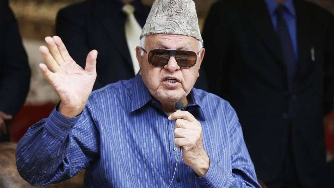 Farooq joins liquor debate, says even Sheikh Abdullah didn’t favour prohibition; Mirwaiz, BJP seek ban