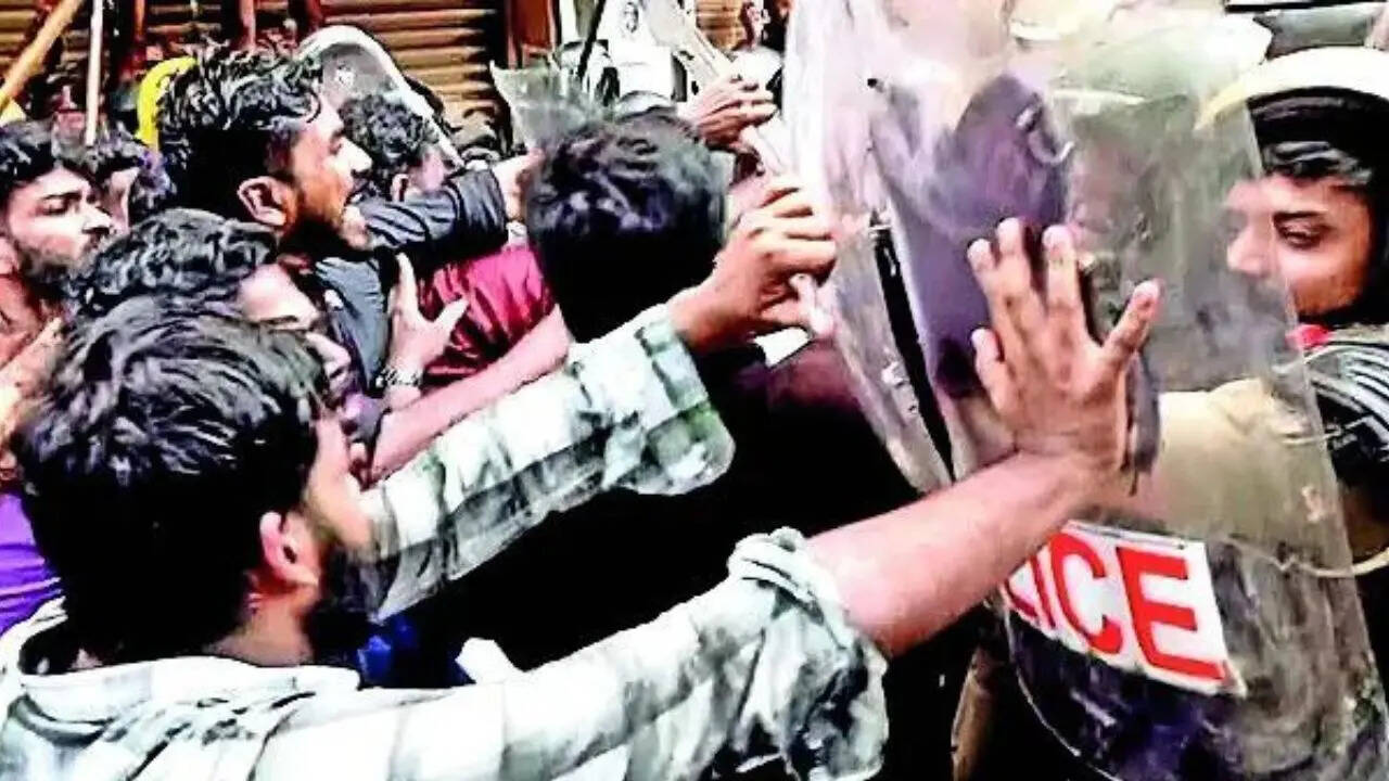 Mafia sold paper across states at Rs 10L-25L: Tip to Rajasthan officials ignored, 'whistleblower' emailed leaked NEET questions to NTA