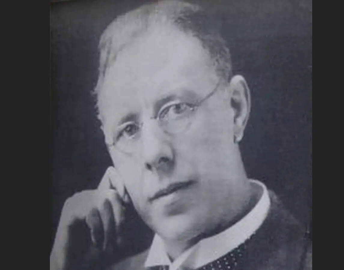 In 1913, Harry Brearley accidentally created stainless steel while testing rifle barrels