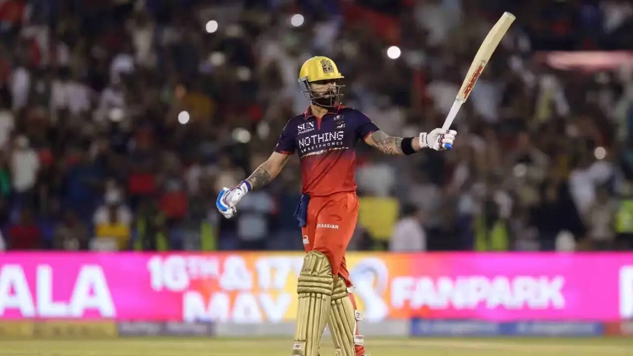 'Chase-master' Kohli returns to form with century as RCB gun down 193 vs KKR