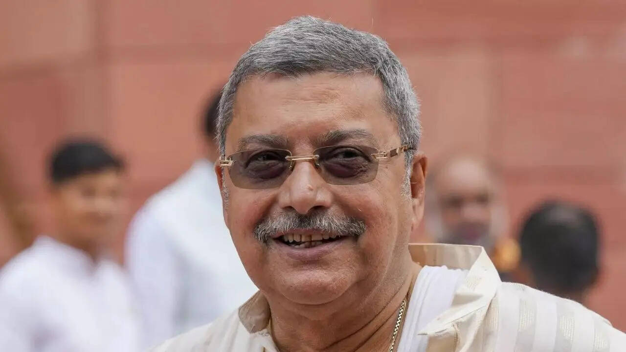 Mamata Banerjee reshuffles TMC ranks: Kalyan Banerjee returns as Lok Sabha chief whip