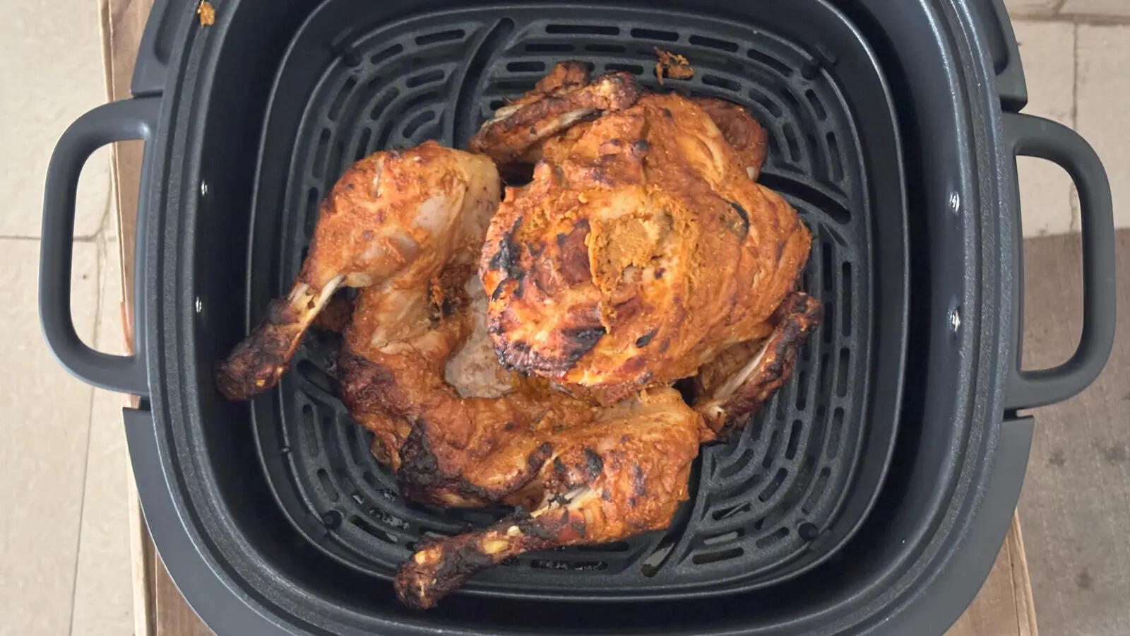 Whole chicken roasted with Philips OneChef