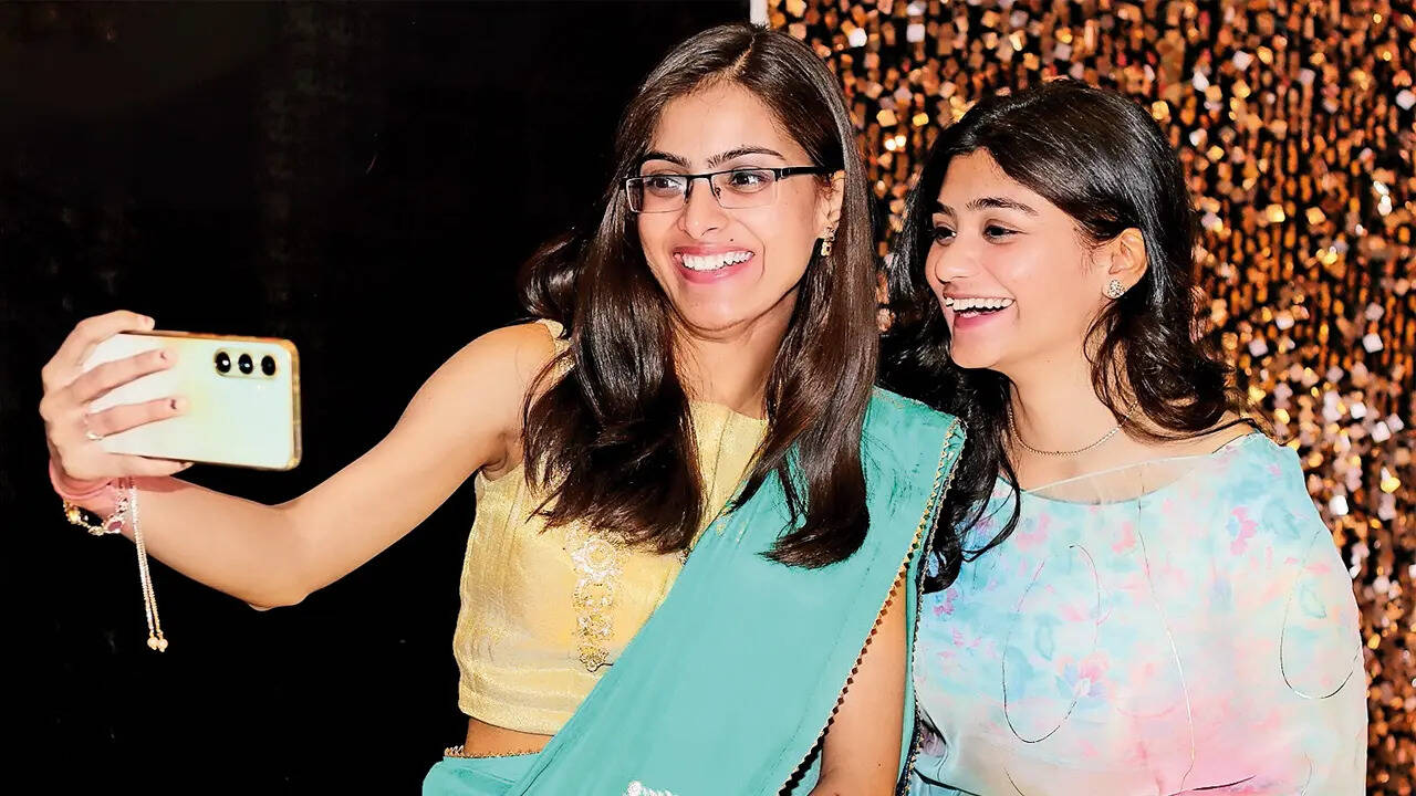 Shivi Tandon and Shreya Srivastava