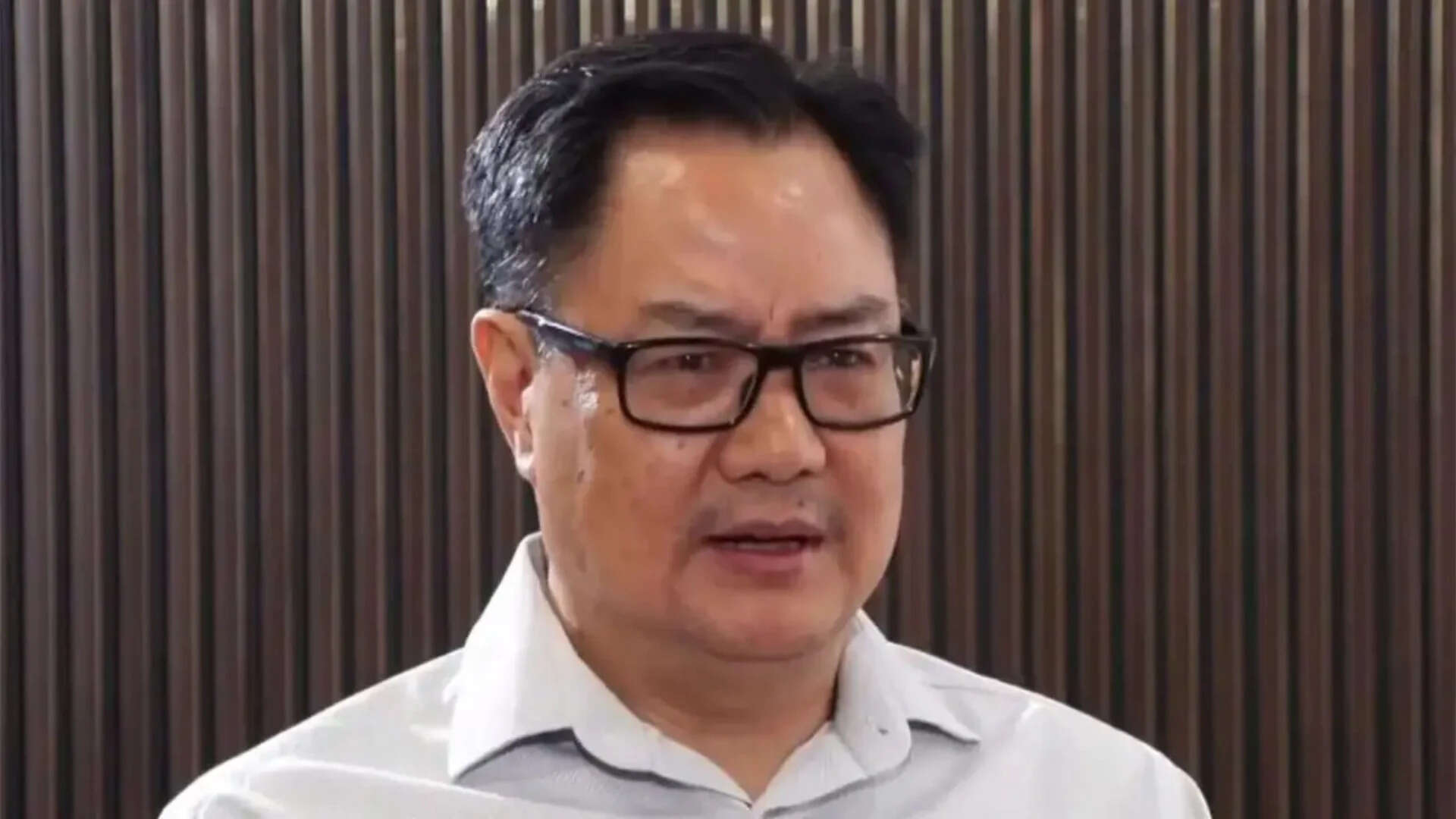 ‘Matter is concerning’: Kiren Rijiju slams Rahul Gandhi over 54 foreign trips