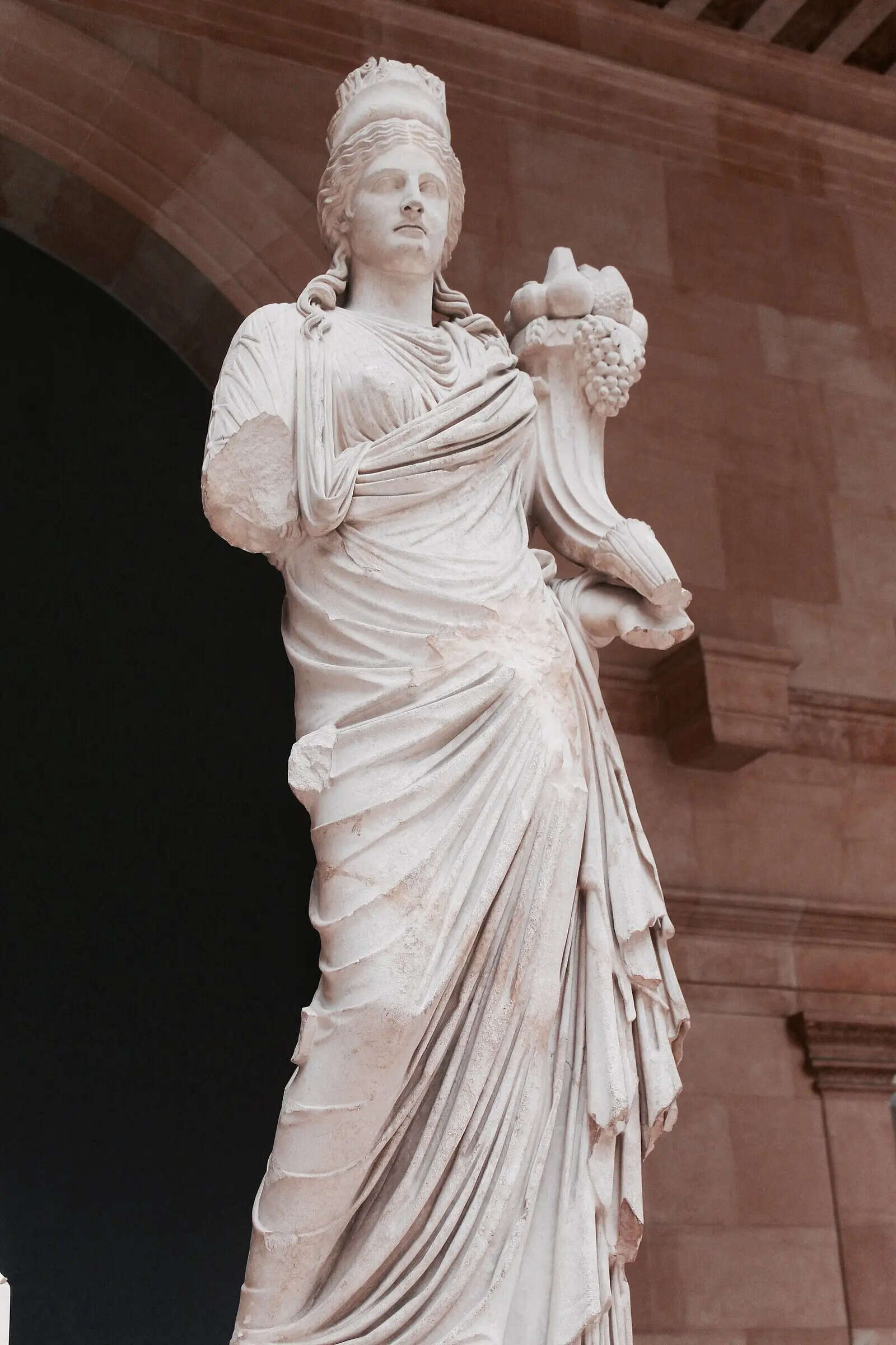 Paint And The Parthenon Report: Scientists find Egyptian Blue on sculptures; myth of white Greece fades