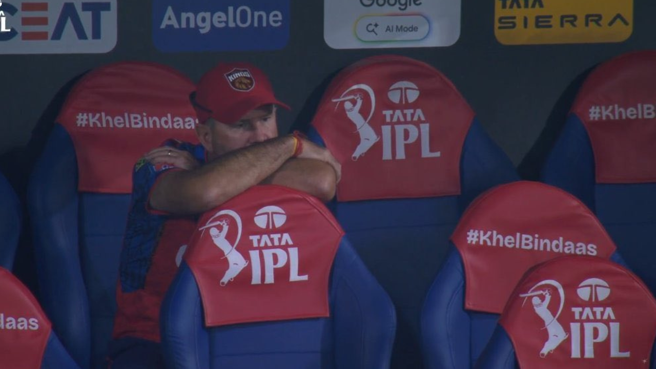 'He must have a lot going on': Ashwin reacts to Ponting’s lone dugout moment