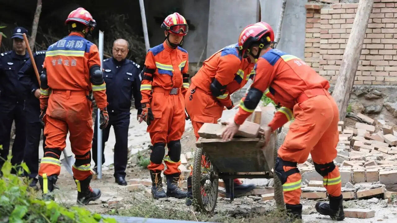 Strong earthquake hits southwest China, thousands evacuated after buildings damaged
