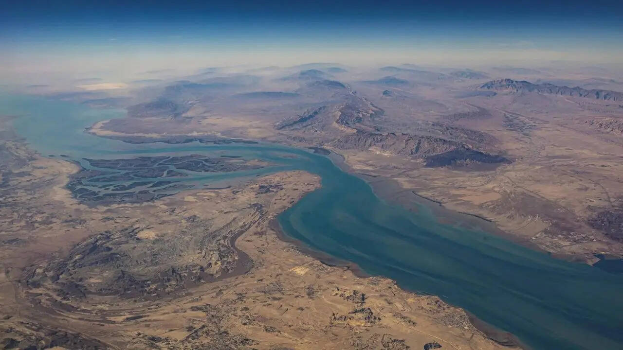 Drones launching drones: How battle to clear sea mines in Hormuz strait may play out