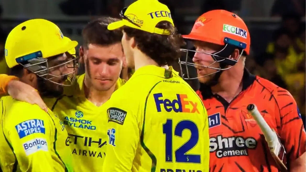 Tempers flare as Samson and Klaasen clash after stumping dismissal – Watch
