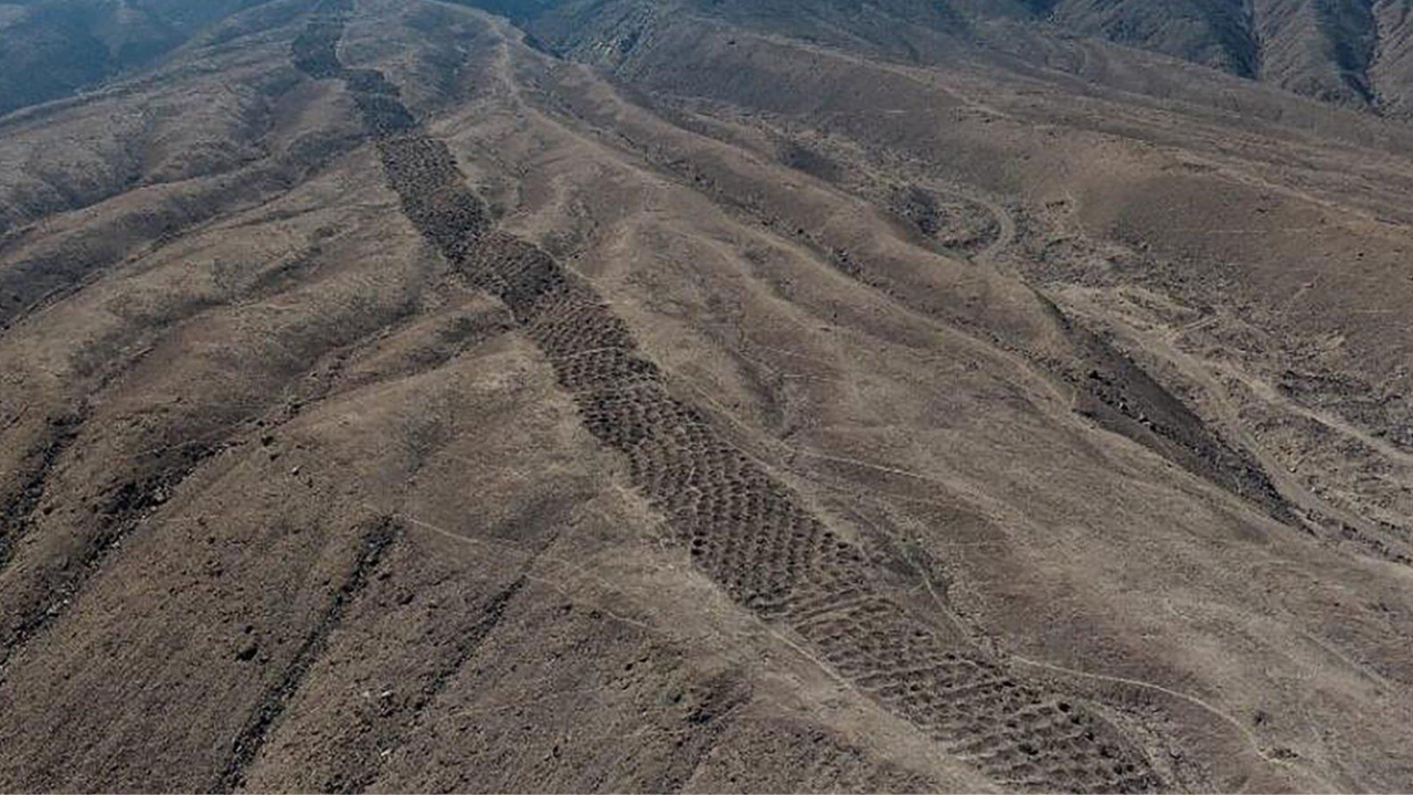 5,000 mysterious holes carved into a Peruvian hillside were an ancient computer used for accounting