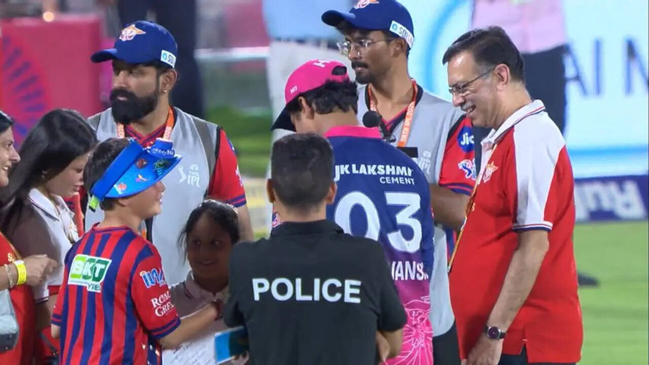 Goenka chats with Sooryavanshi; Gavaskar teases: ‘I’ll be bidding for you soon’
