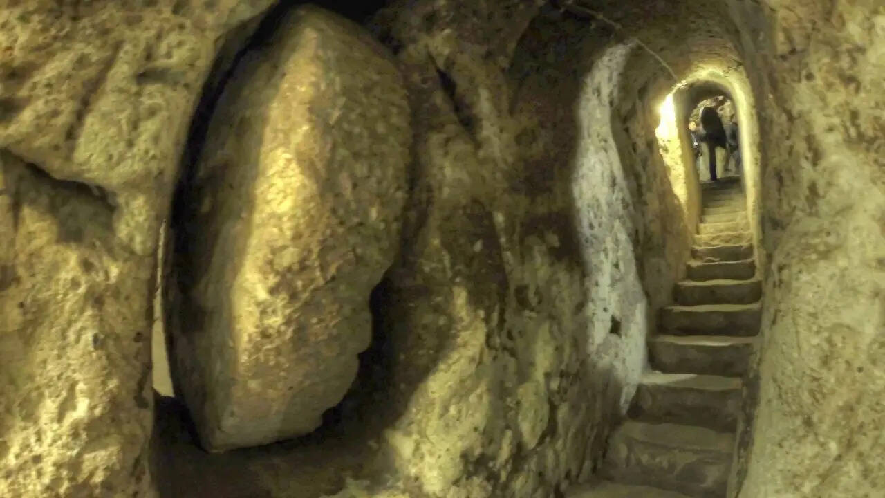 Derinkuyu – The underground city