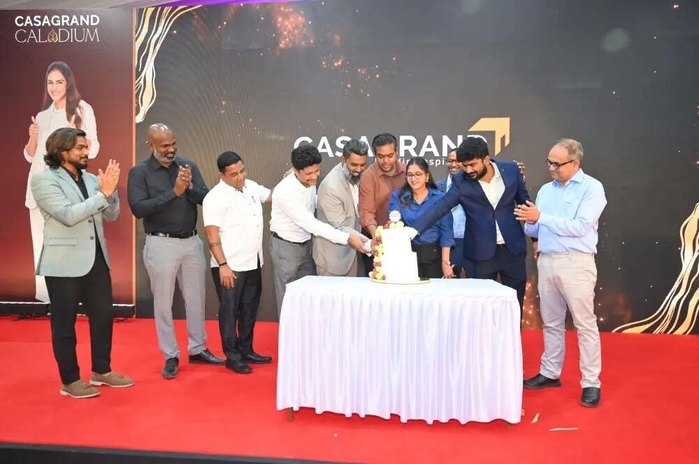 Casagrand celebrates 1st anniversary in Pune (3)