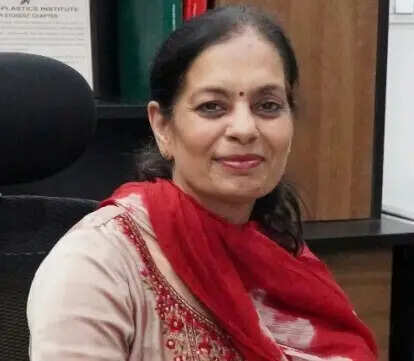 61a16fdf-7f6b-4853-866b-6ebaff29835d_Prof_Anupma_Kaushik_1.jpg