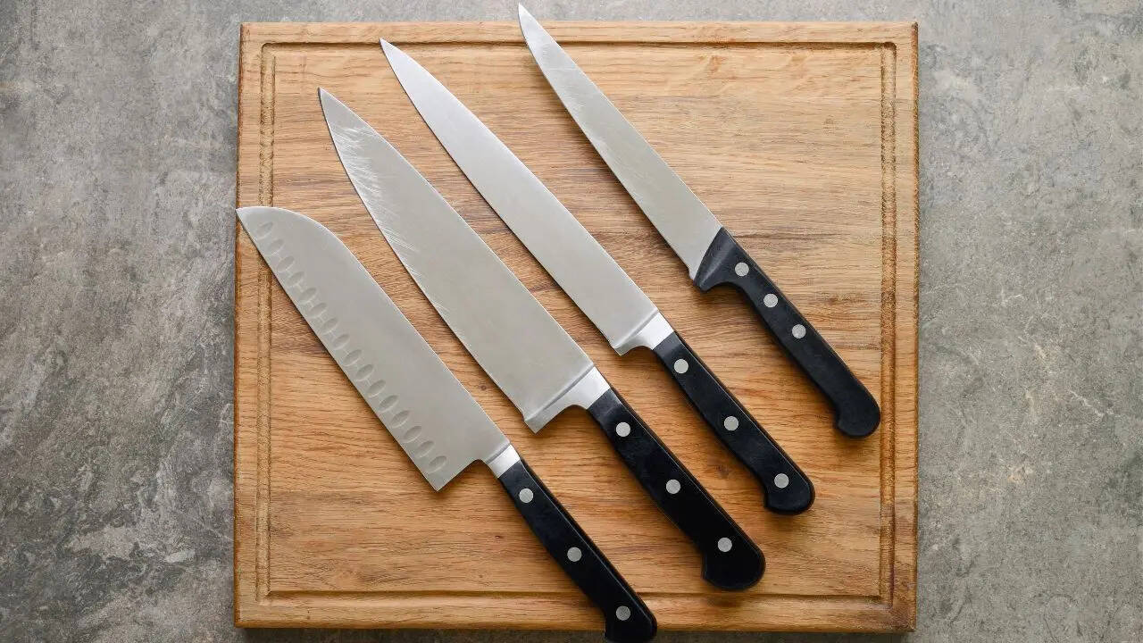 knives