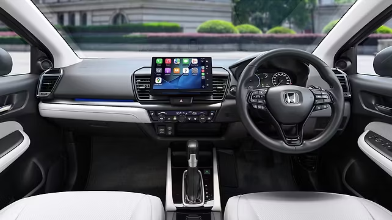 Honda City facelift interior