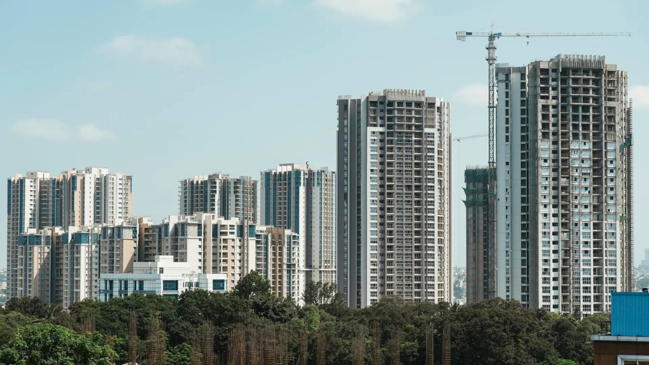 ‘These old people in RWAs…’: Techie warns young couples against living in high-rise societies
