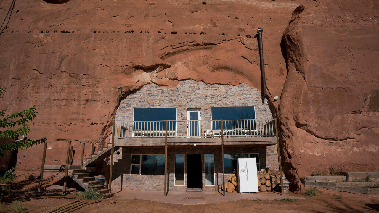 Life inside the giant cliff homes of Utah’s hidden cave city