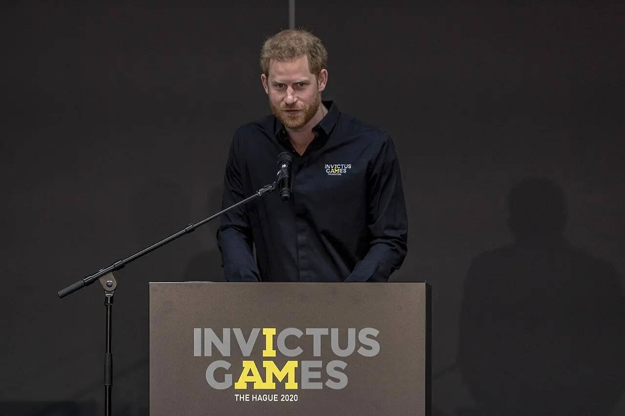 1280px-Prince_Harry_launching_the_2020_Invictus_Games