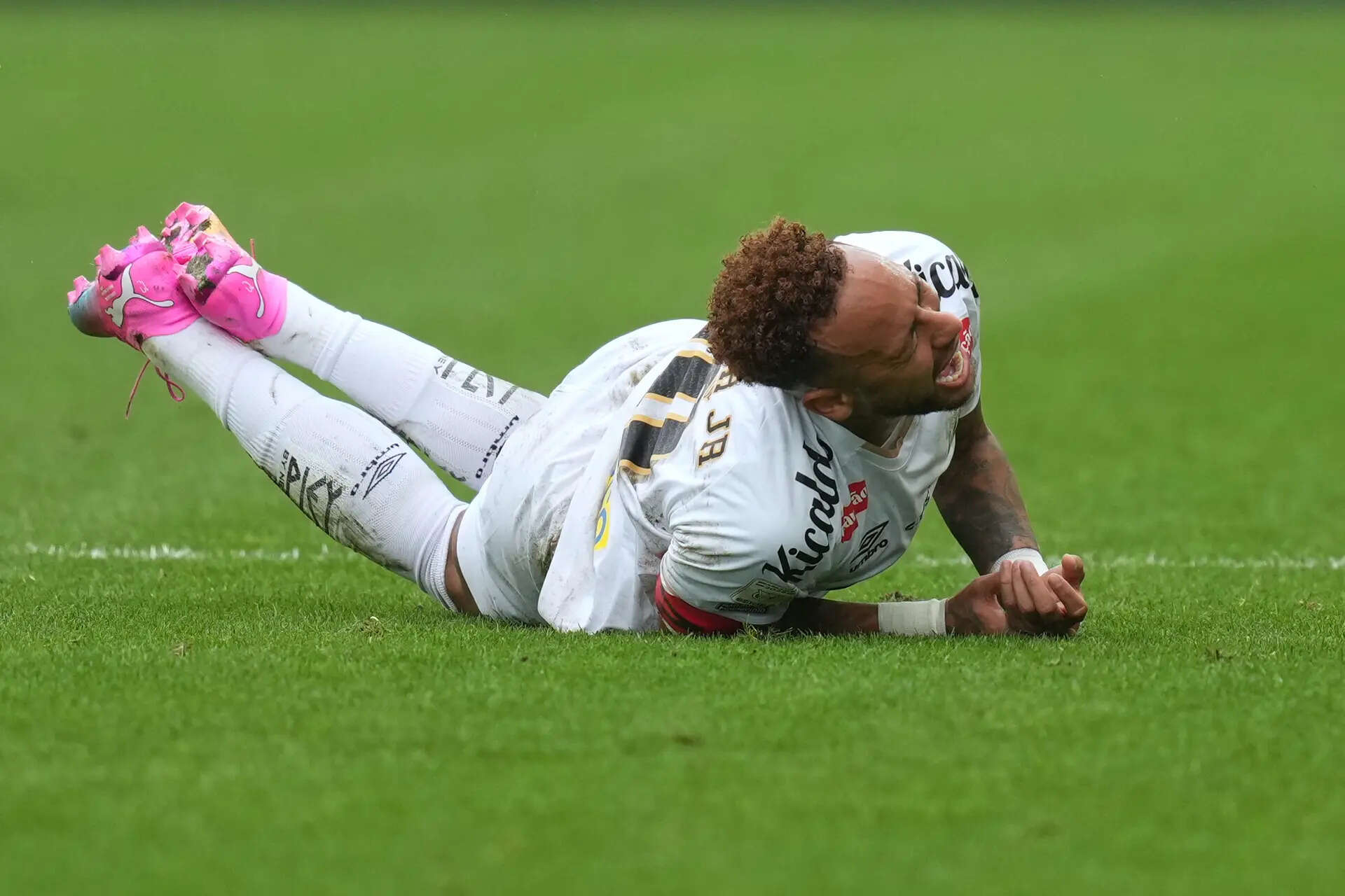 Neymar angry at being accidentally substituted in last match before Brazil announces World Cup squad