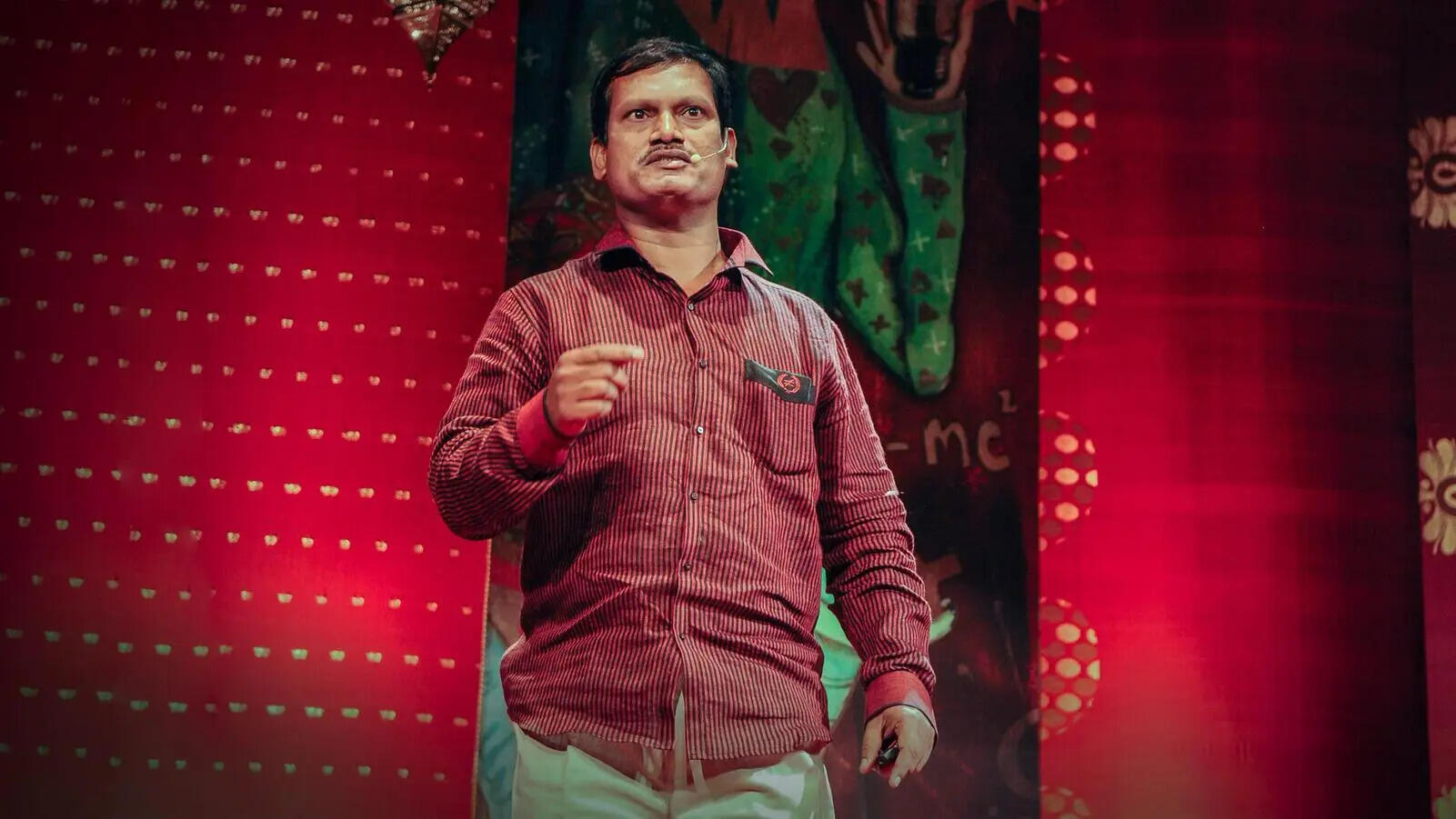 ArunachalamMuruganantham_2012S-embed