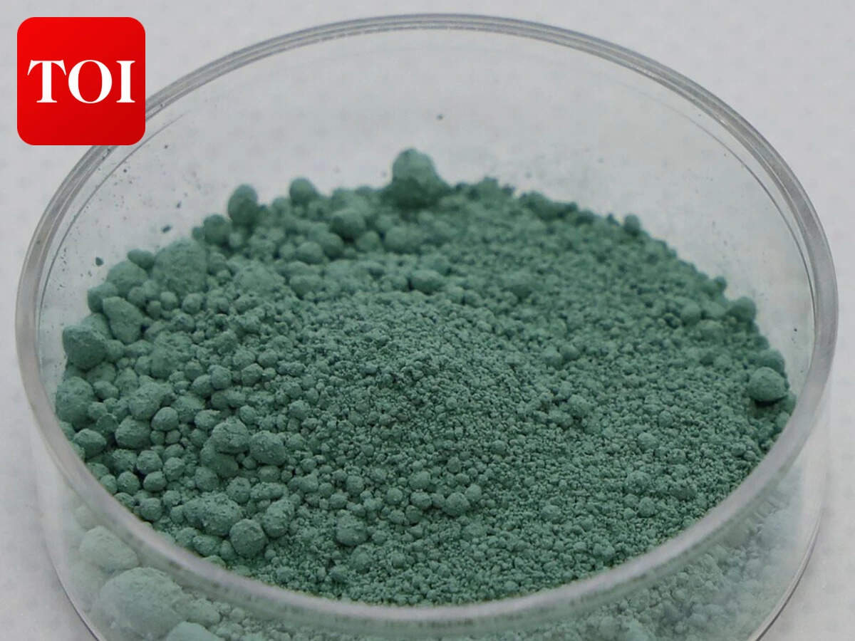 Image of uranium sample Wikimedia Commons