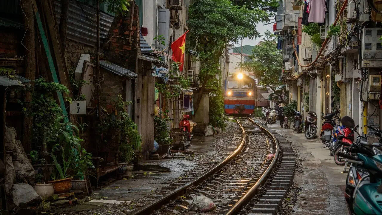 Hanoi Train Street