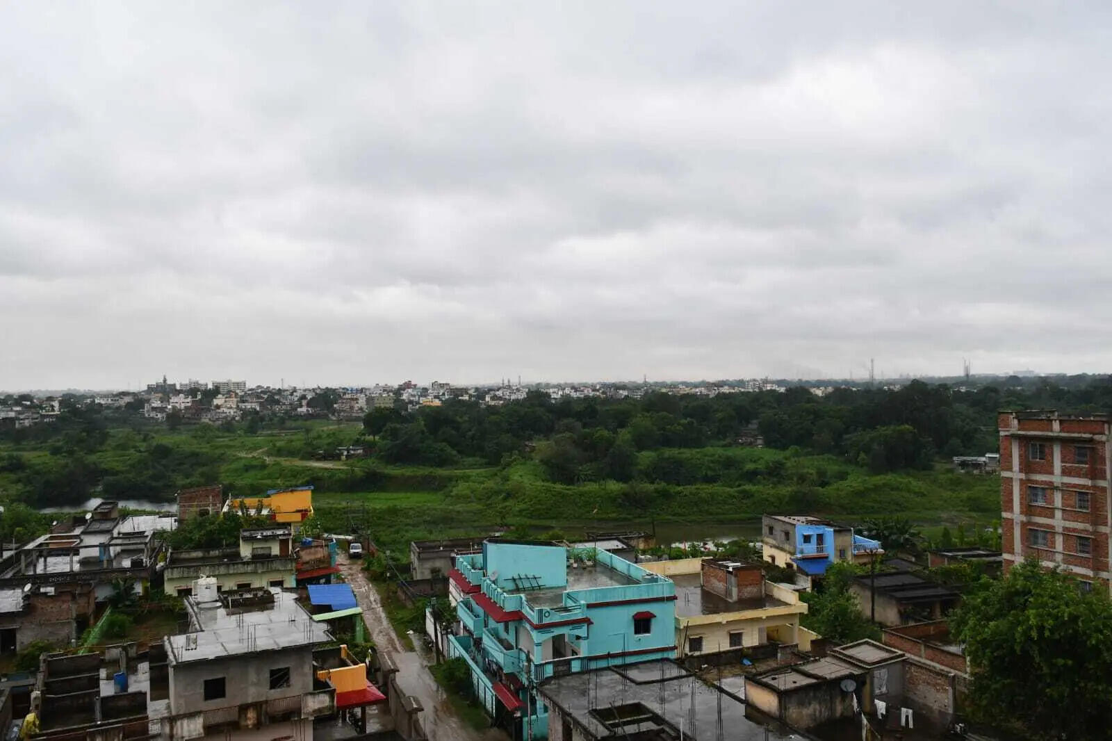 f4049631-a26f-412d-a1ff-e137ed72f3ca_bokaro-photo-lightning-report-Saturday_4.jpeg