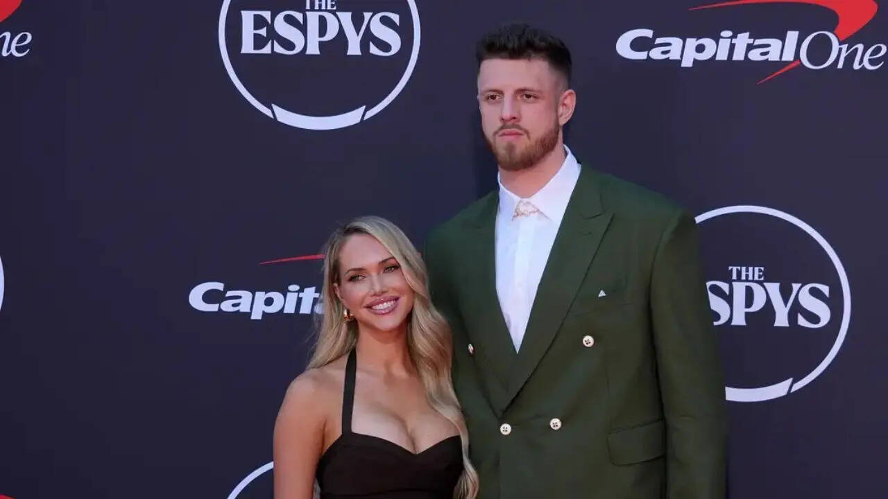 Isaiah Hartenstein and Kourtney Kellar