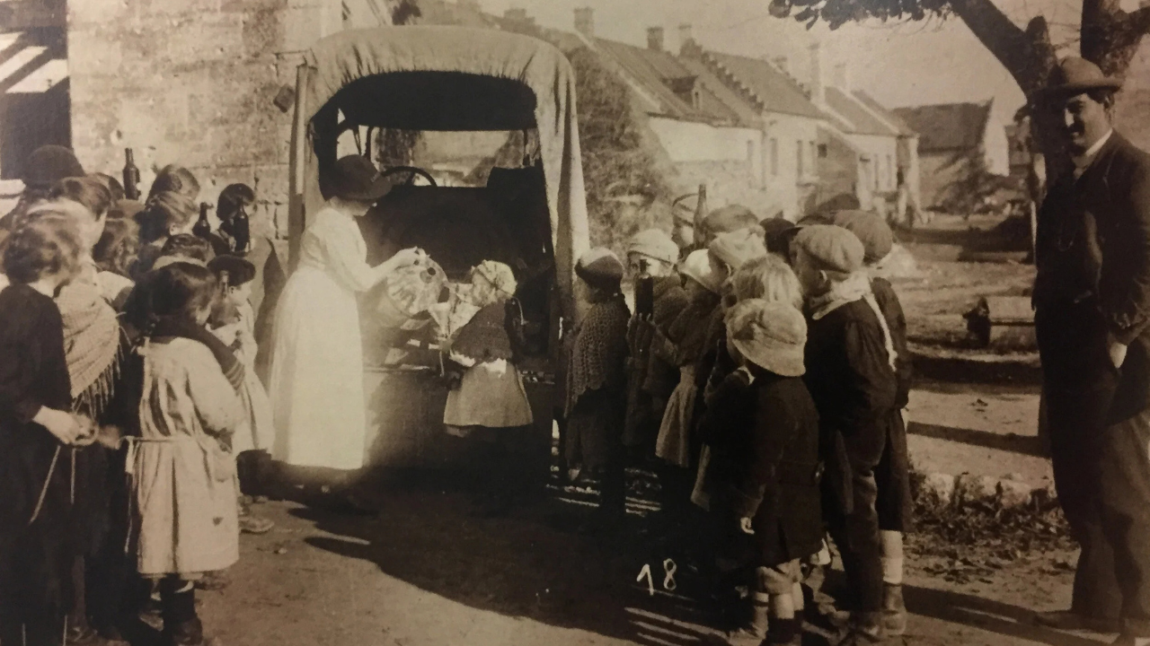 The untold World War I story of American women: When thousands travelled to France to become mothers to 300,000 orphaned children