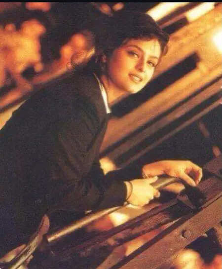 Shilpa Shirodkar recalls spontaneous 90s photoshoot born out of a casual chai session