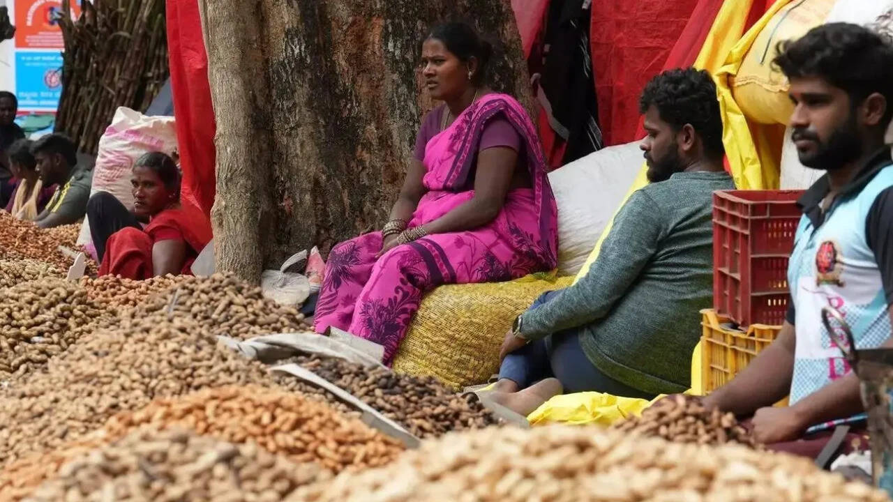 PM SVANidhi: How India’s street vendors are being brought into the formal economy