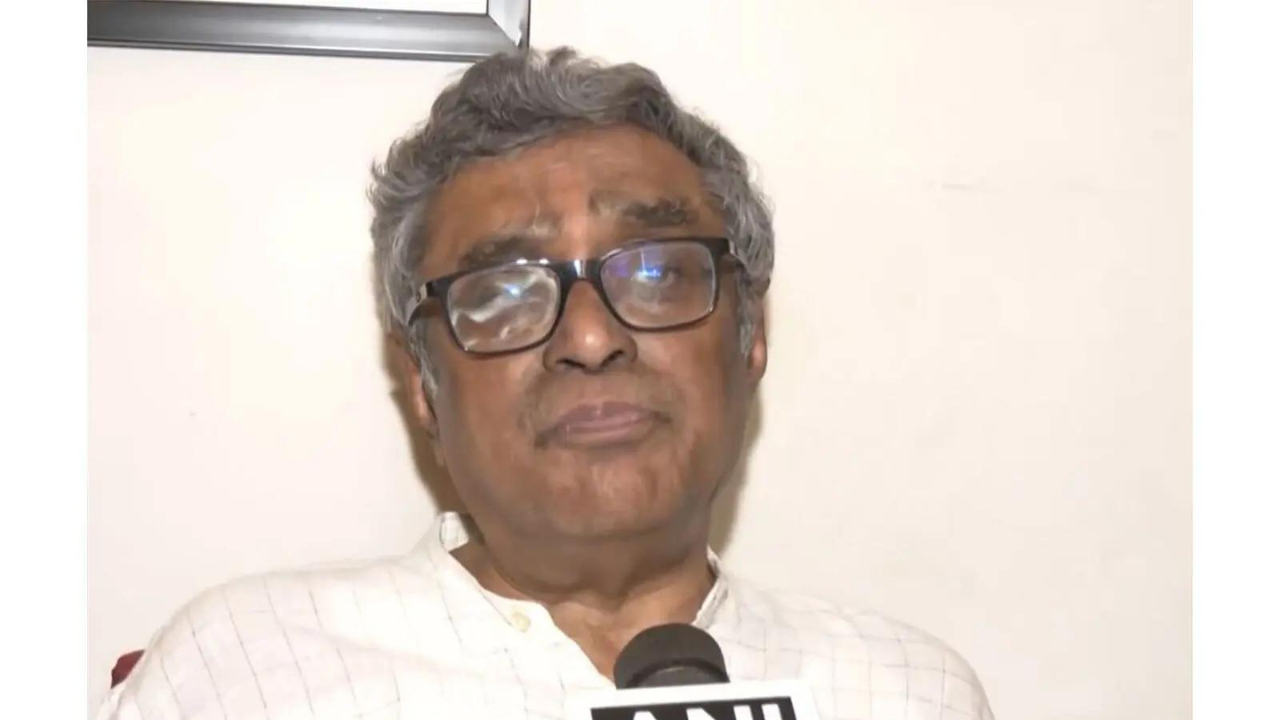 'Our first task is to remove 'kachhra' and begin process of reconstruction': West Bengal cabinet minister Swapan Dasgupta