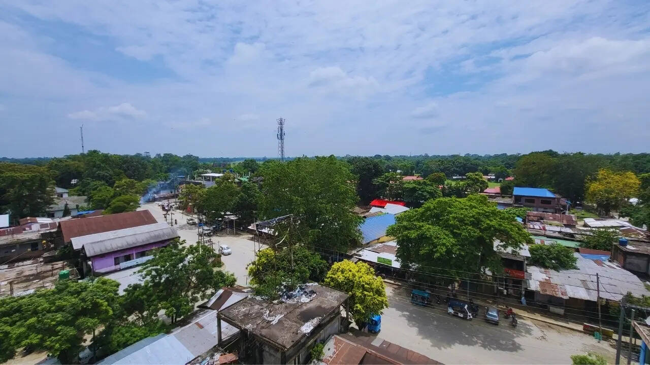 Aerial view of Garmur bazaar area