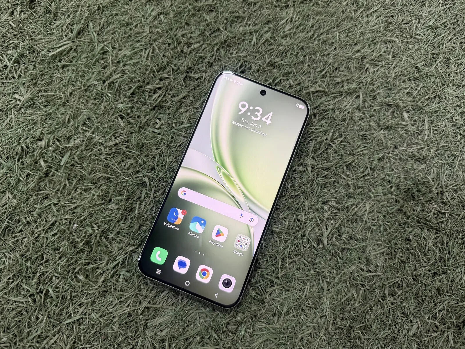Vivo X300 FE display
