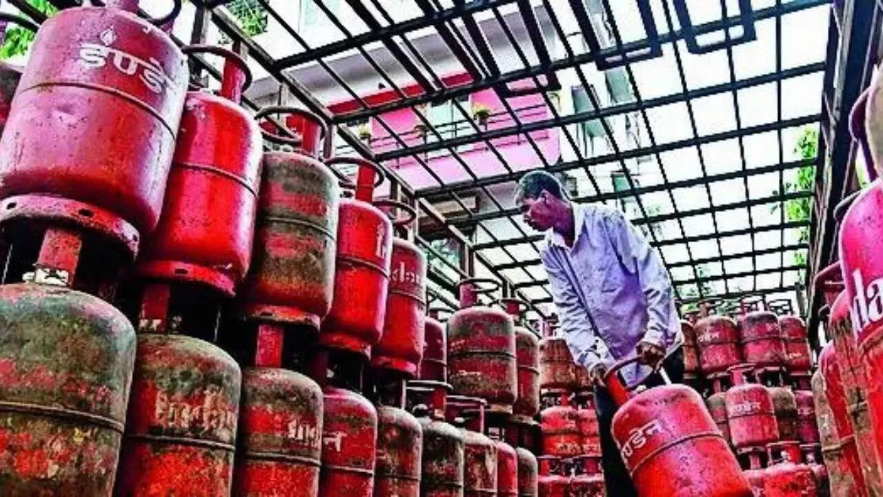 In May, crude & LPG supplies to India improved