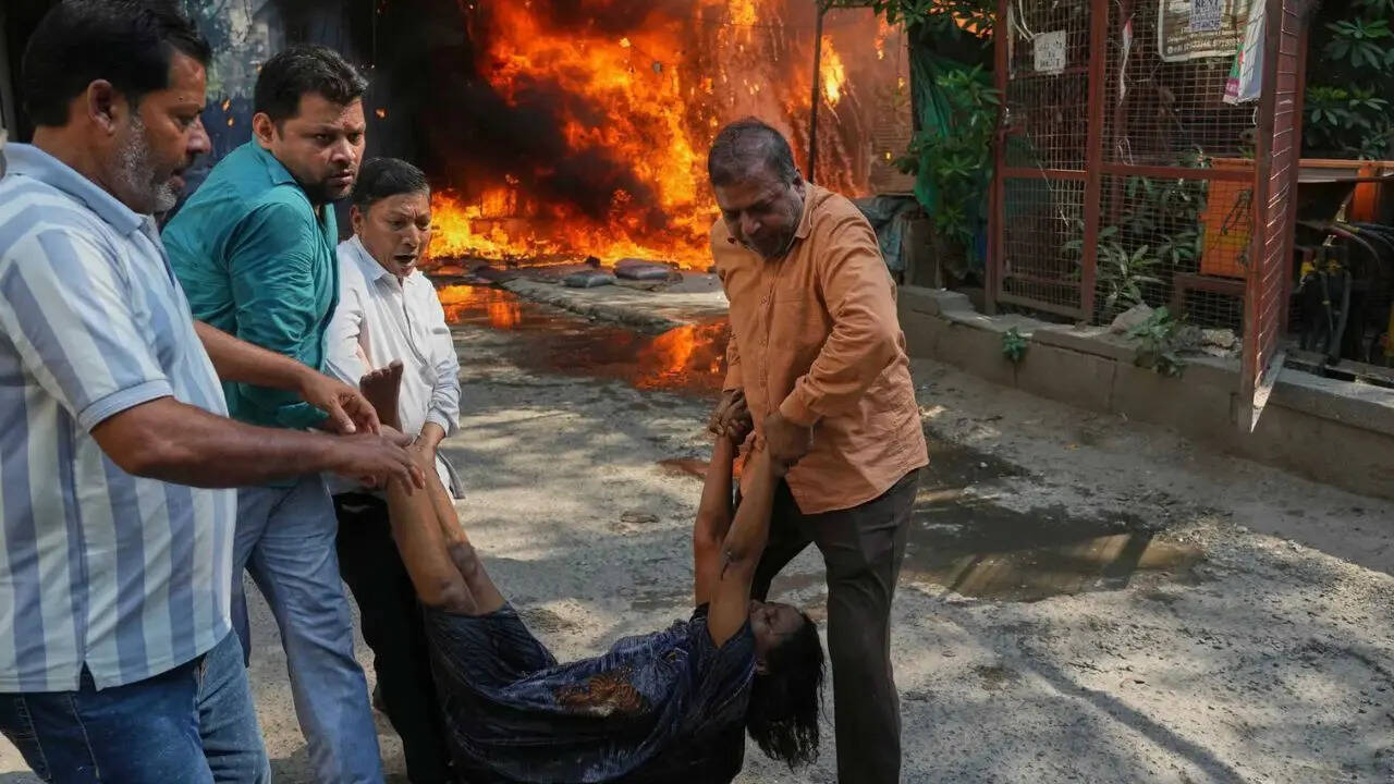 Malviya Nagar fire