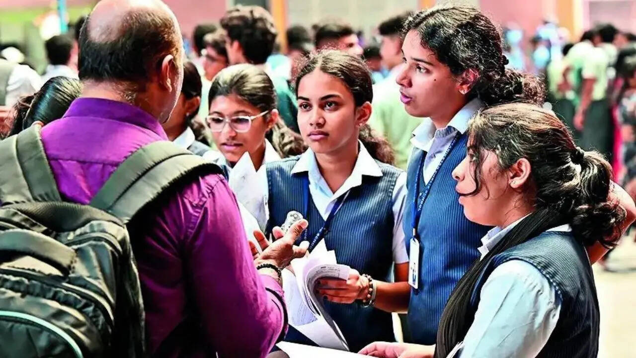 Public sector bank accounts not needed for re-evaluation fee: CBSE