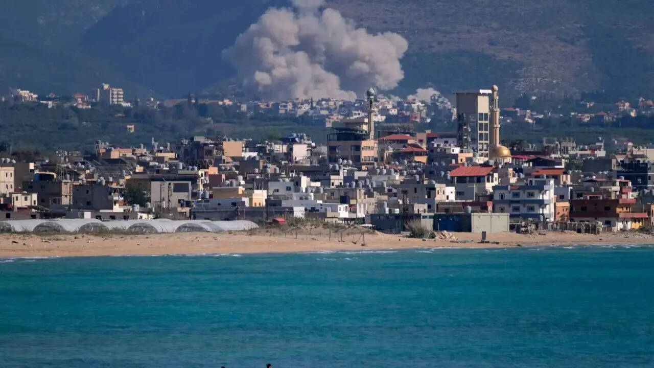 Israel, Lebanon agree to renew ceasefire; create Lebanese security zones