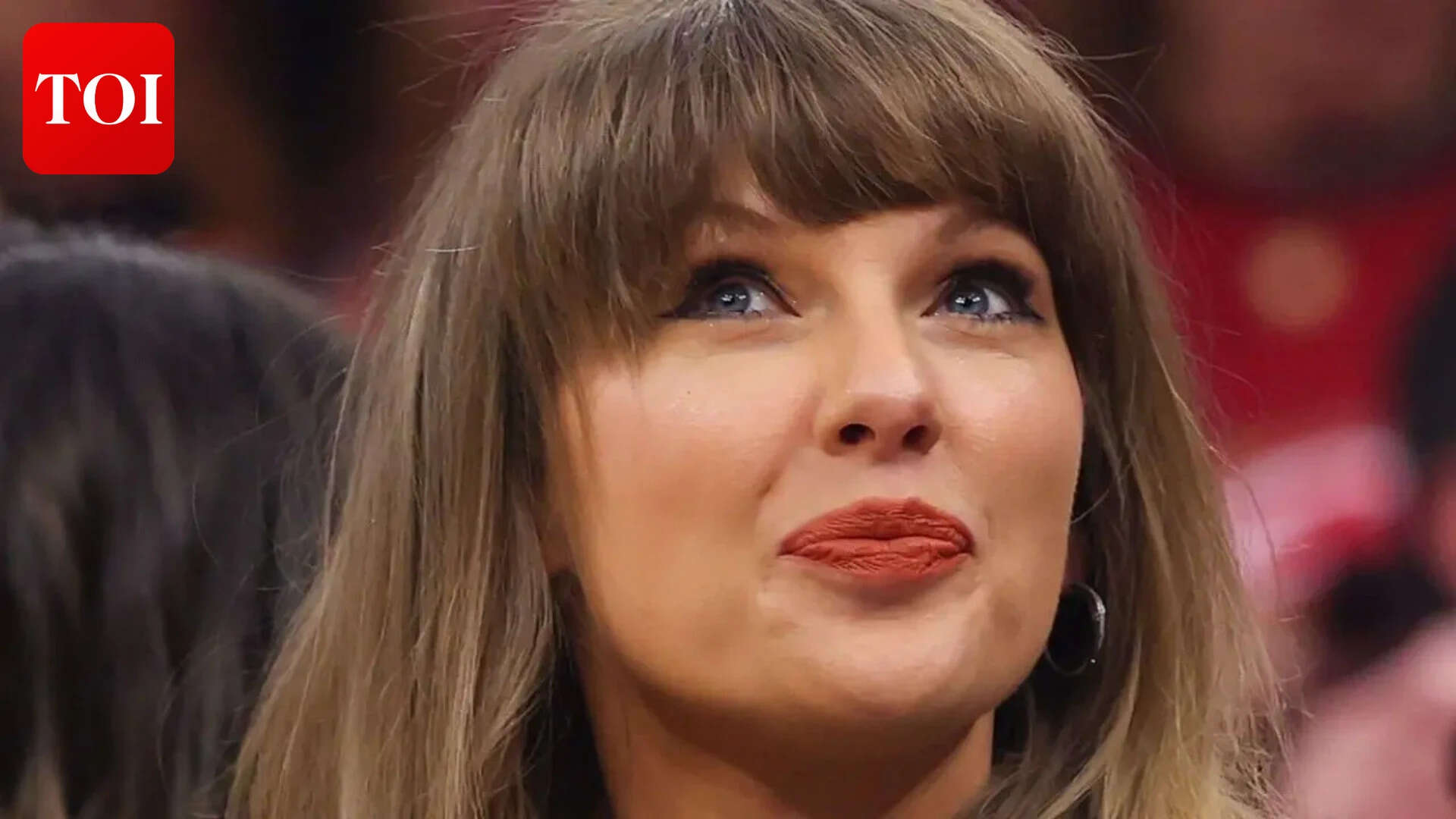 How Taylor Swift built a $2 billion fortune through music alone