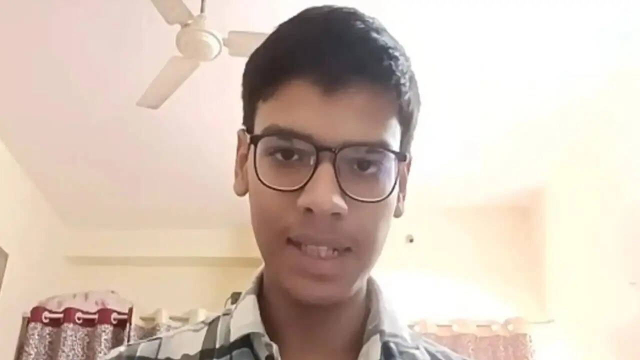 Who is Sarthak Sidhant? Class 12 student stirs storm with CBSE tender allegations