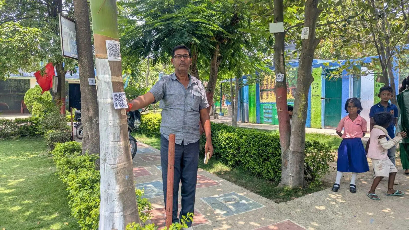 fb81e814-0755-45b1-bf33-fcfb32589473_Principal_Vikas_Singh.Vishvendu_Jaipuriar.jpg