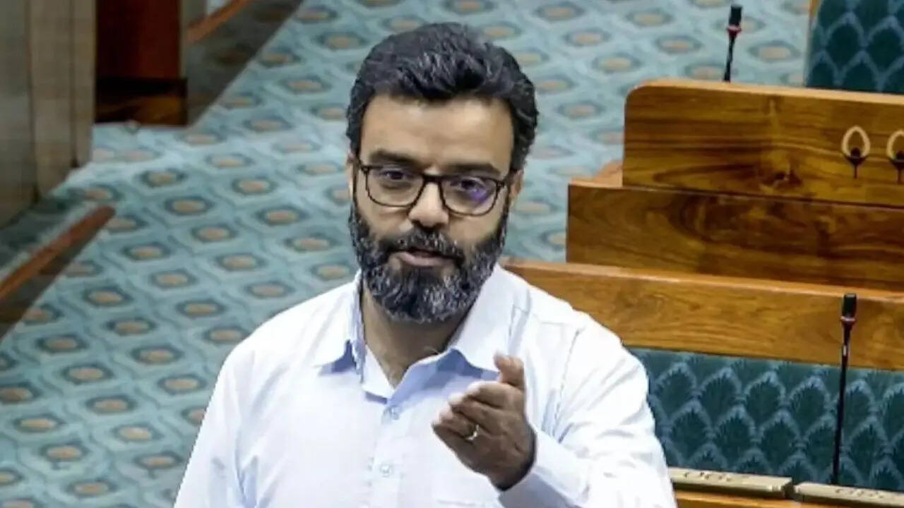NC’s rebel MP Mehdi says he will join Delhi protest for J&K statehood, Art 370; calls for broader movement
