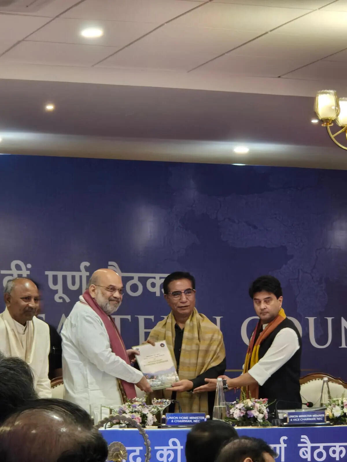 d3870d38-9aae-40ef-964a-2df0c4ee9c7f_Mizo_CM_Lalduhoma_submits_Final_Report_of_the_NEEC_to_NEC_chairman_Amit_Shah.jpeg