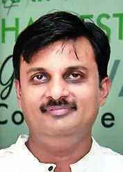 Hardik Shah_Recycle Green copy.jpg