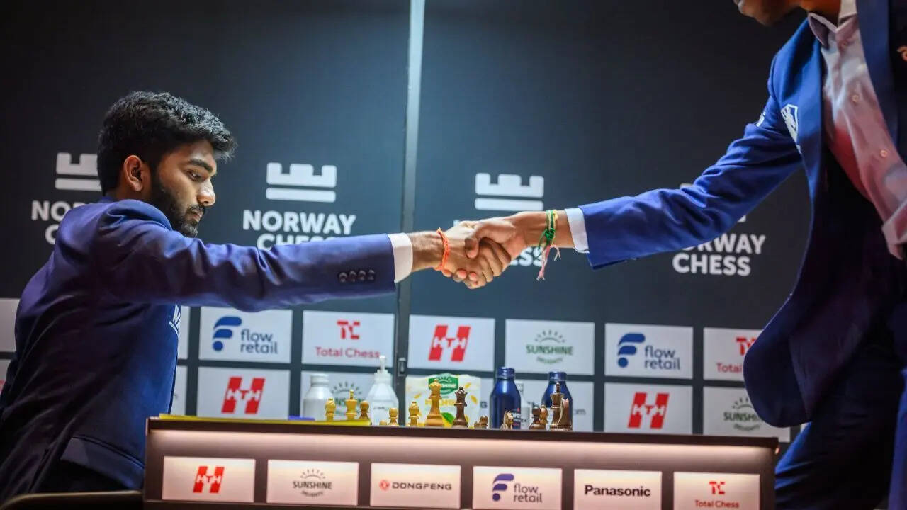 D Gukesh resigns against R Praggnanandhaa